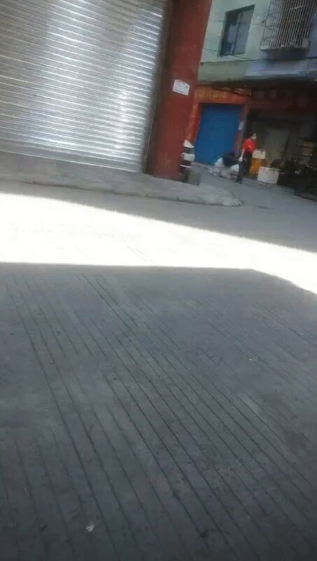 偷拍站街少妇150包夜！气质阿姨门口拉客被探花狂干内射