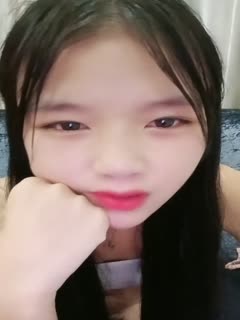 无毛粉嫩萝莉初开苞 骑乘位内射白浆狂喷